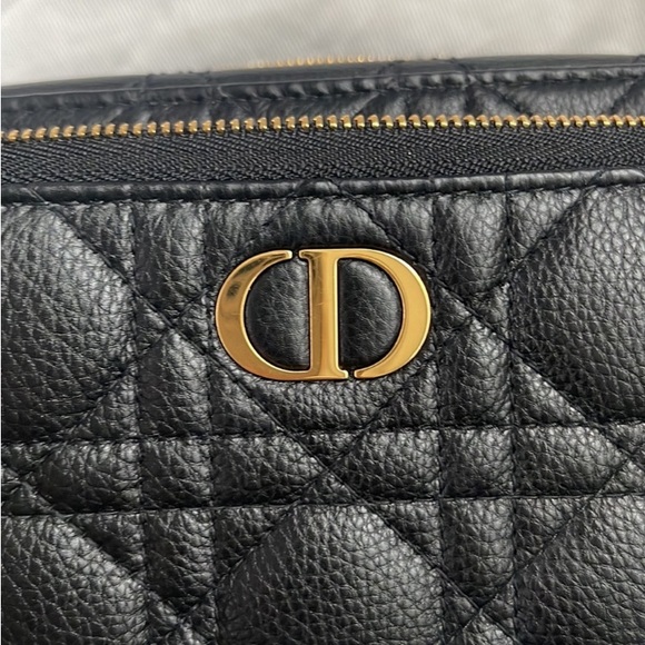 CHRISTIAN DIOR - Picture 2 of 10